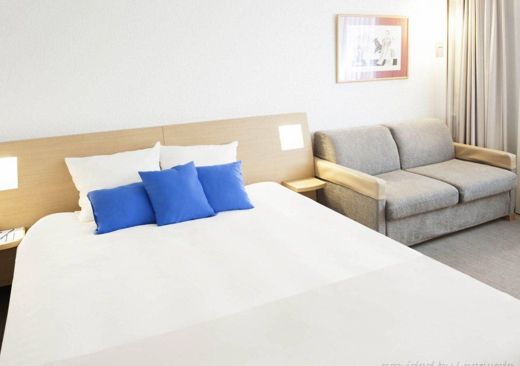 B&B HOTEL Lyon Nord 4 étoiles