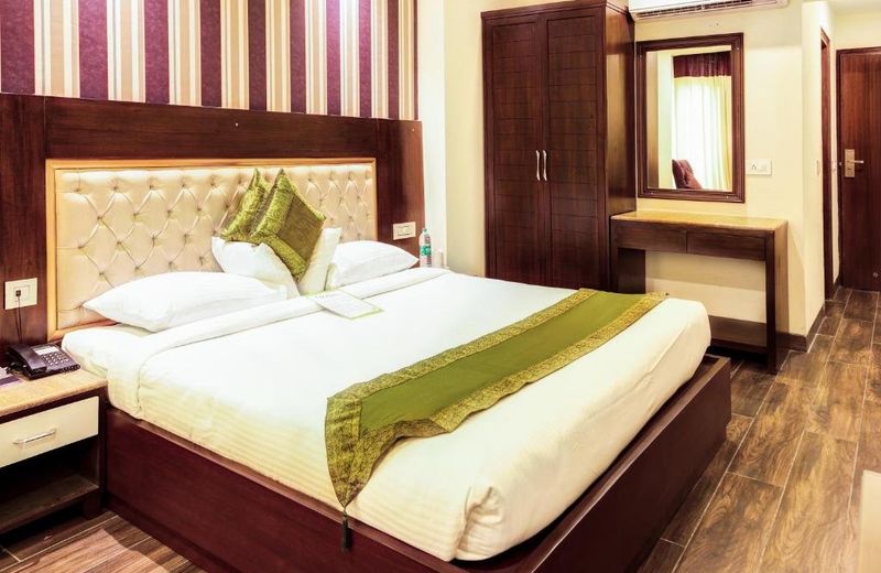 Treebo Tryst SC Residency Zirakpur