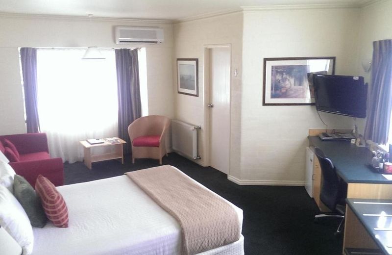 Grand Country Lodge Motel