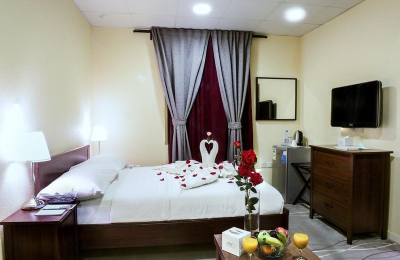 Palms Lily Hotel Suites