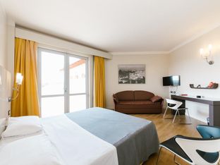 Hotel Image 2
