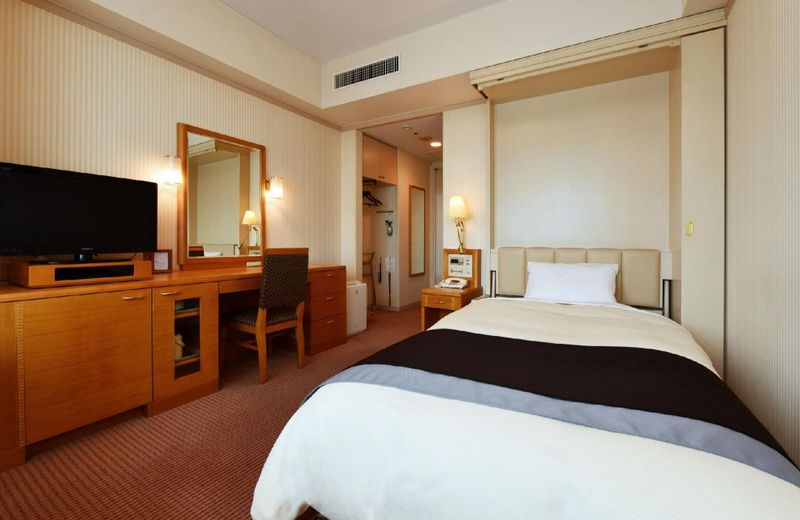 Crest Hotel Kashiwa