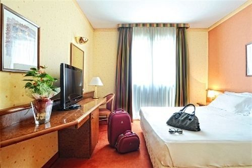 Meditur Hotel Pisa