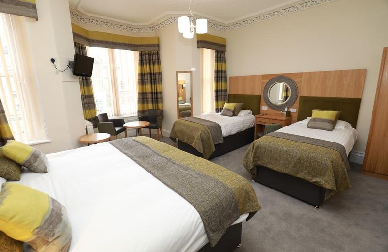 The Famous Star Hotel Moffat