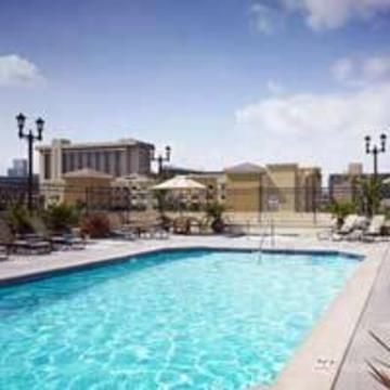 DoubleTree Suites By Hilton Anaheim Resort/Convention Center