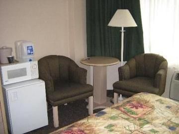 Tropicana Inn & Suites