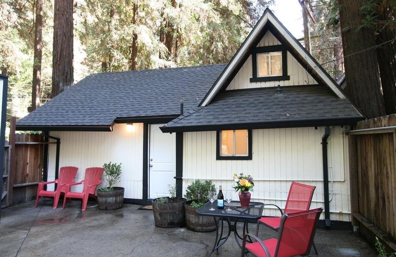 RIO NIDO LODGE AT THE RUSSIAN RIVER