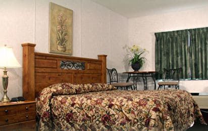 Days Inn & Suites by Wyndham Williston