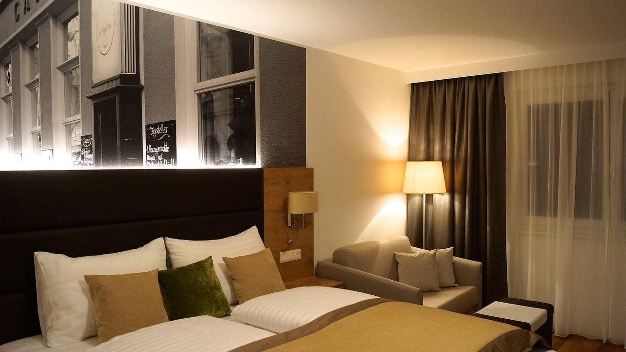 Parks 73 The Townhouse Hotel