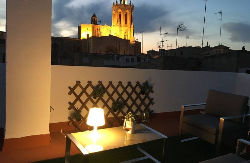 Apartamento 1º con Chill-Out frente a la Catedral