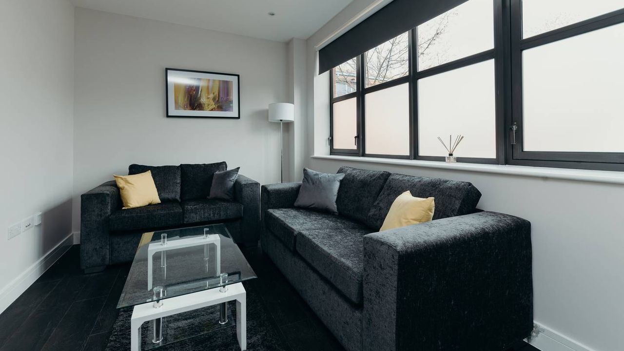 Watford Apartments Century House, Self Contained Units