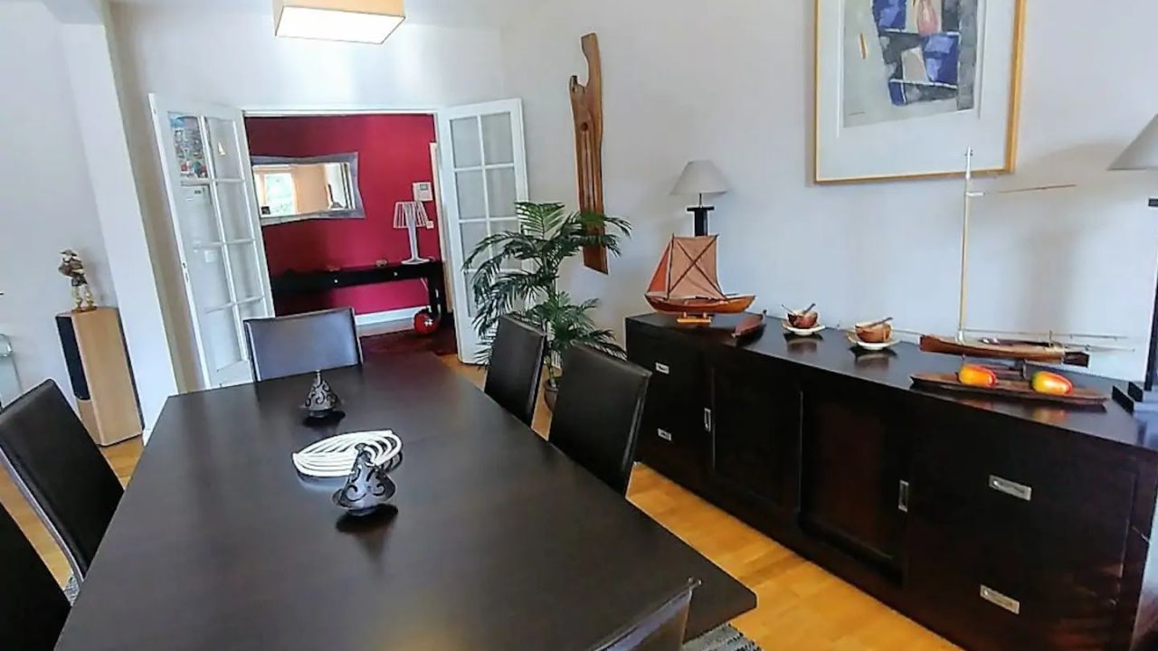 Beautiful apartment Talence with parking