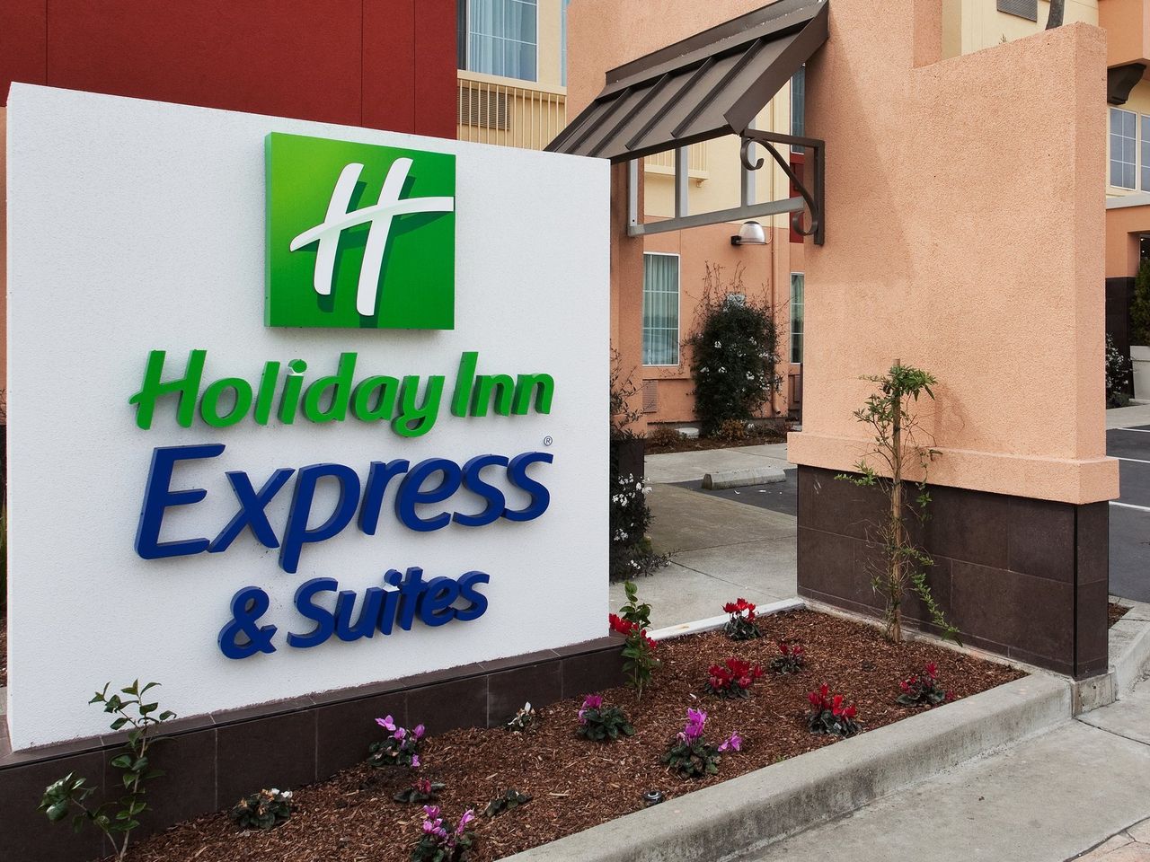 Holiday Inn Express Berkeley, an IHG Hotel