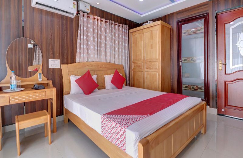 OYO 24245 Dv Residency