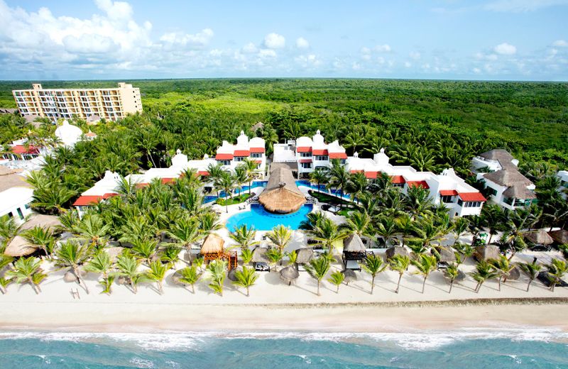 Hidden Beach Resort Au Naturel, Gourmet All Inclusive by Karisma