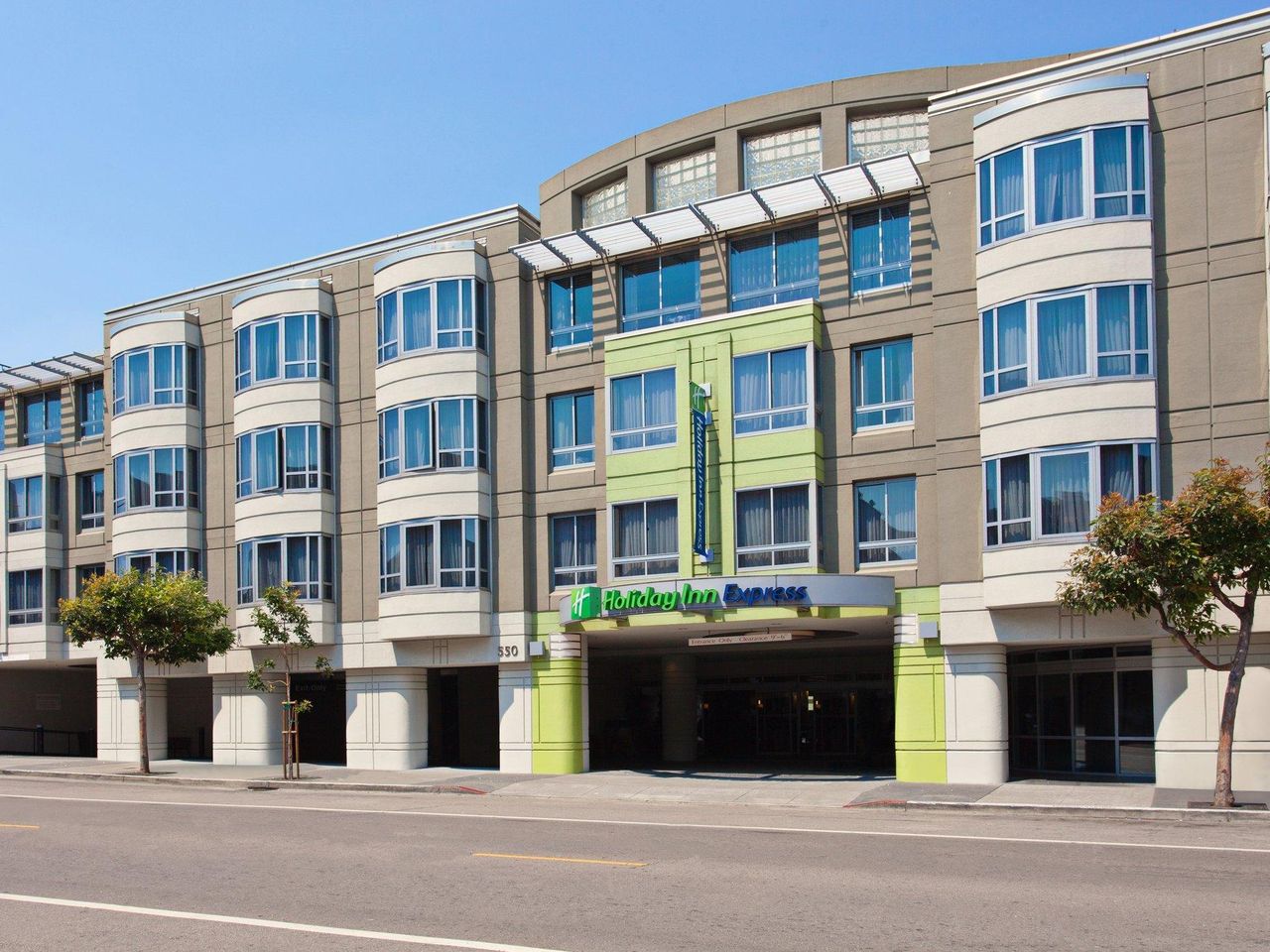 Holiday Inn Express Hotel & Suites Fisherman's Wharf, an IHG Hotel