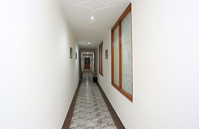 OYO 14100 Hotel D Meridien