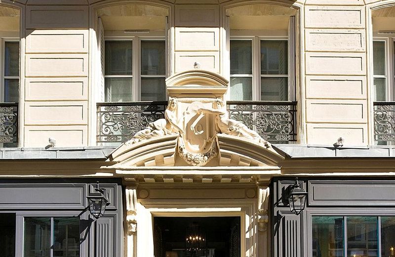 Les Plumes Hotel