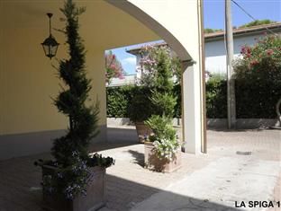 Outdoor Pictures 22