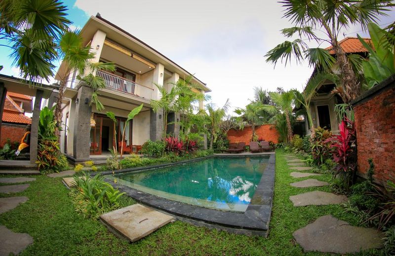Cahyatika Bed & Breakfast