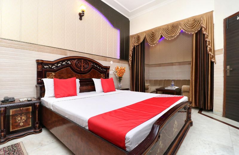 OYO 22774 Kumar Hotel