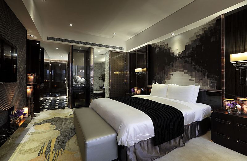 Puli Ease Hotel
