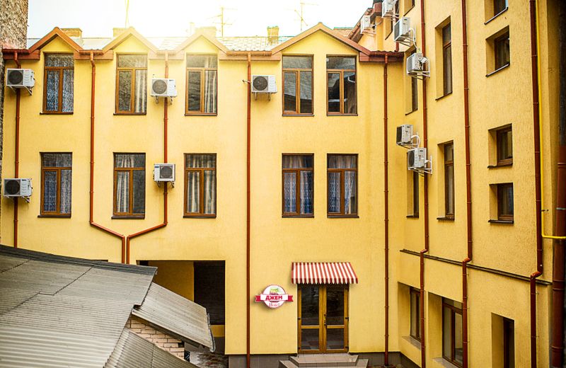 Lviv Central Jam Hotel