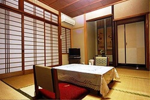 Ougiya Ryokan