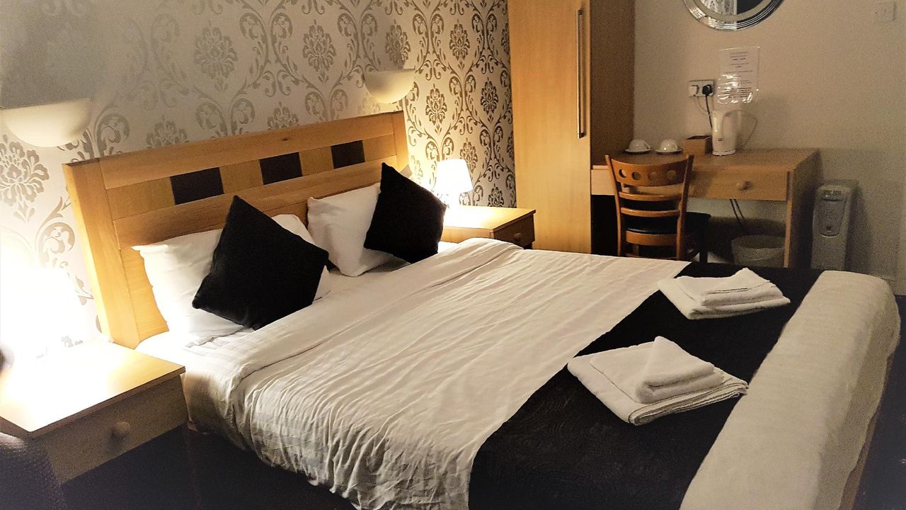 Greensbury Hotel