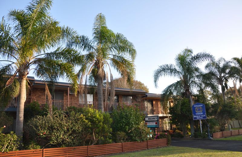 Bridge View Motel