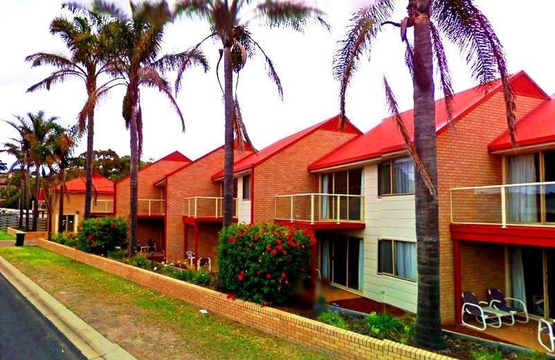 Sapphire Court