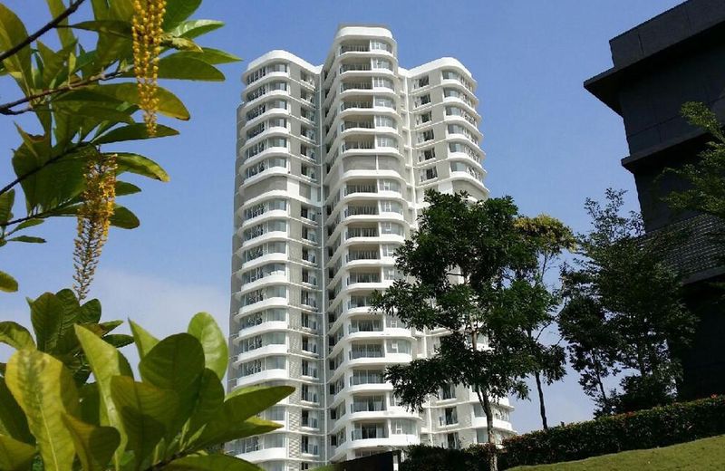Guest House ,Lake View Condo ,Near KLIA & KLIA 2