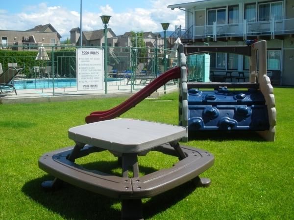 Outdoor Pictures 17