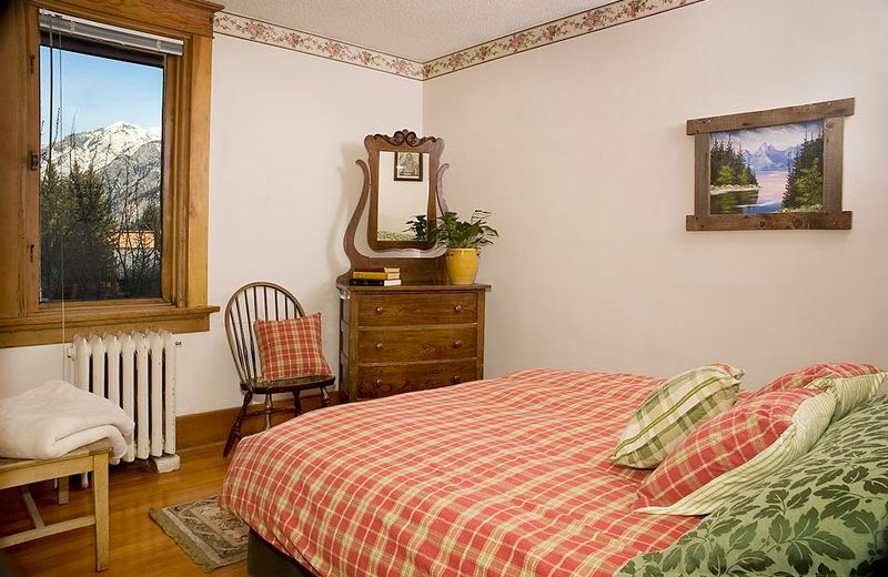 Rocky Mountain Bed & Breakfast