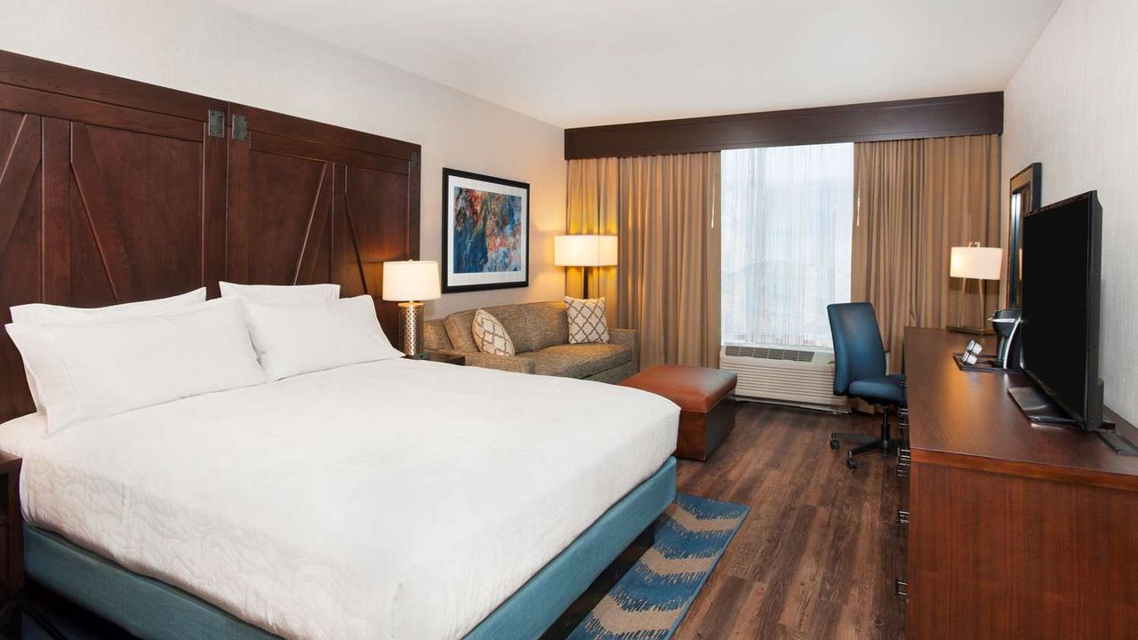 Hilton Garden Inn Burbank Downtown