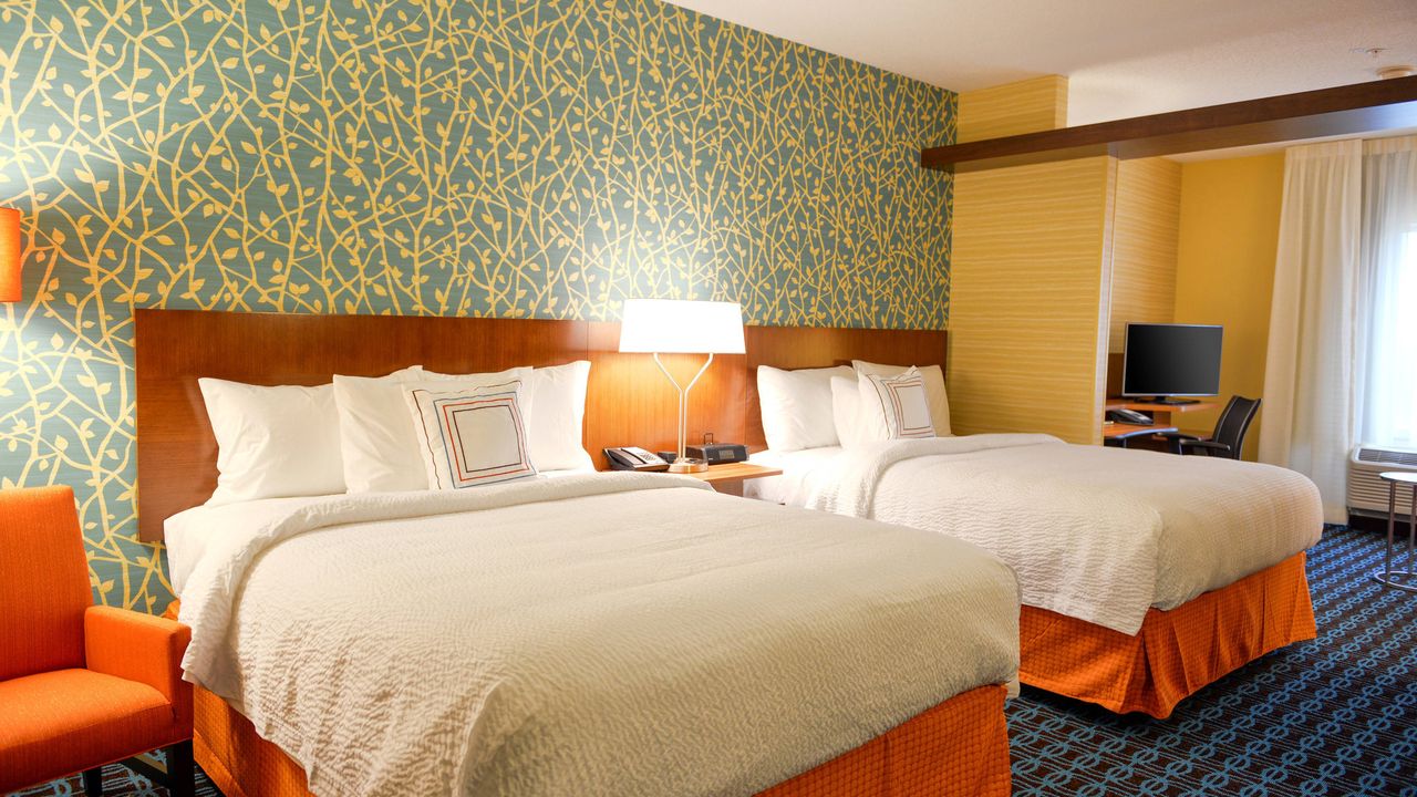Fairfield Inn and Suites Canton South