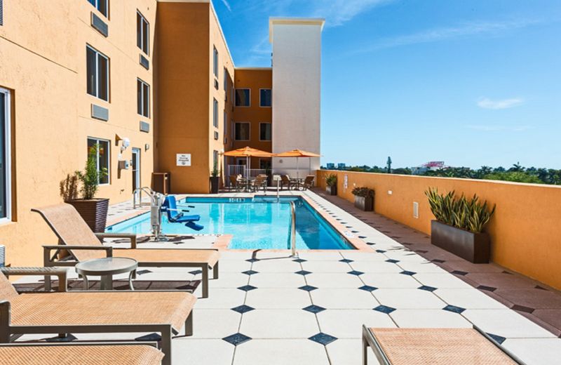 Holiday Inn Express Fort Lauderdale Airport South, an IHG Hotel