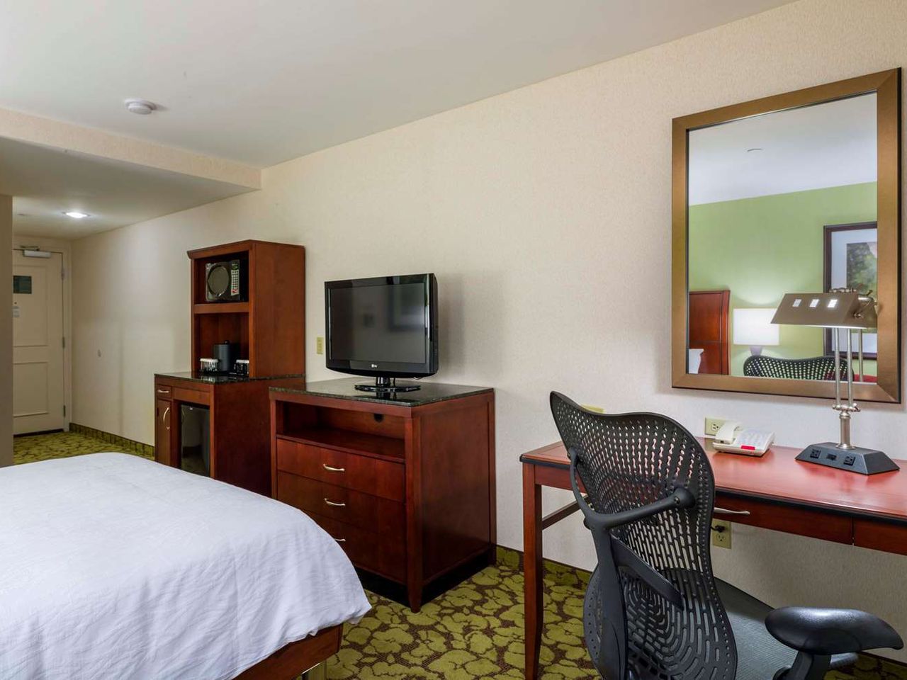 Hilton Garden Inn Queens/JFK