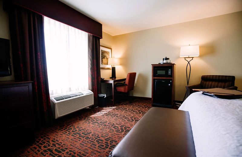 Hampton Inn & Suites Minot