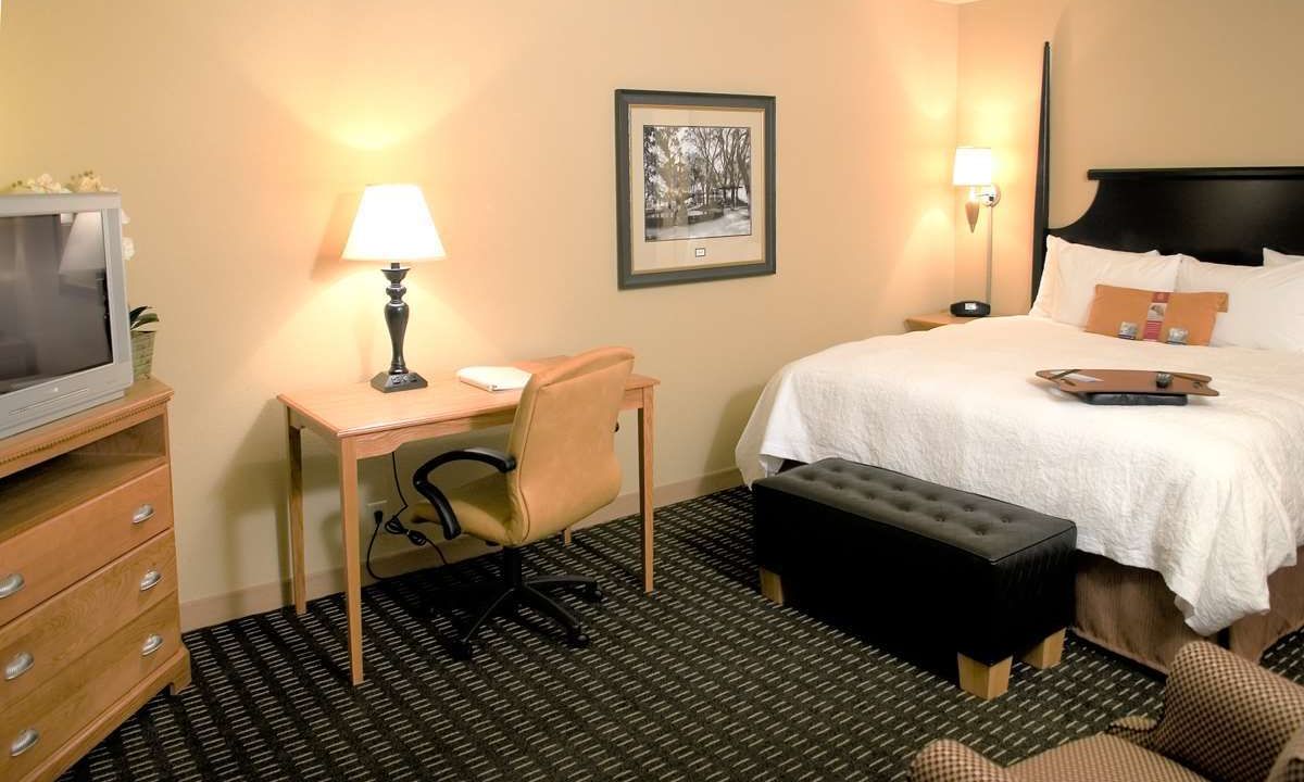 Hampton Inn & Suites Mobile Providence Park/Airport