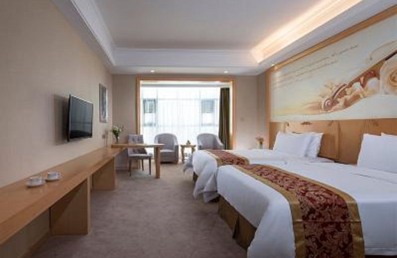 Vienna Hotel (Qionghai Yinhai Road)