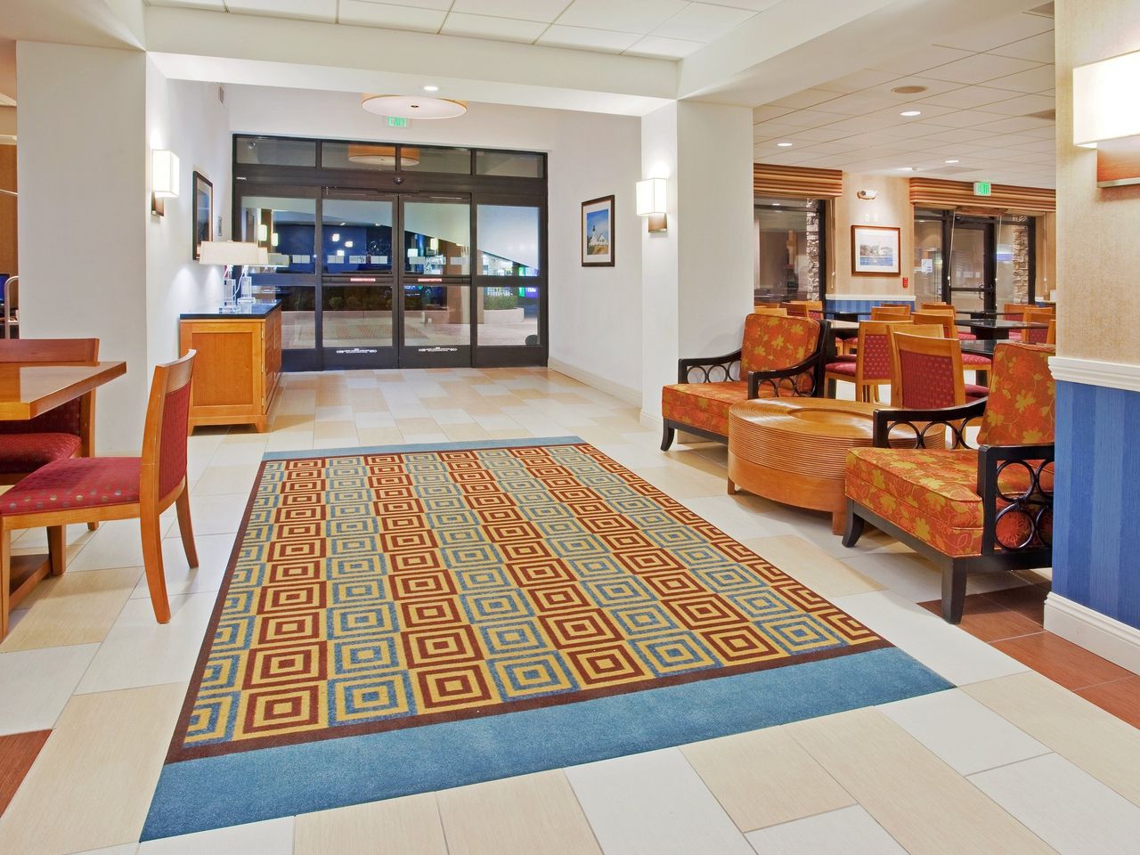 Holiday Inn Express Hotel & Suites Santa Cruz