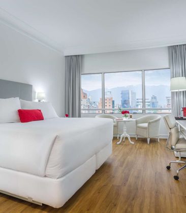 NH Collection Plaza Santiago