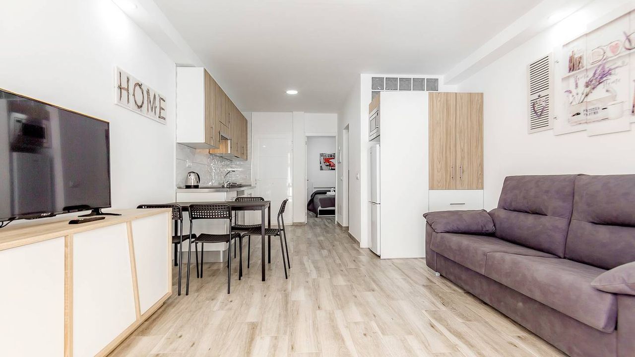 Apartment Island Village Heights