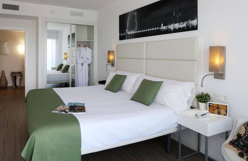 AxelBeach Ibiza Suites Apartments Spa and Beach Club - Adults Only