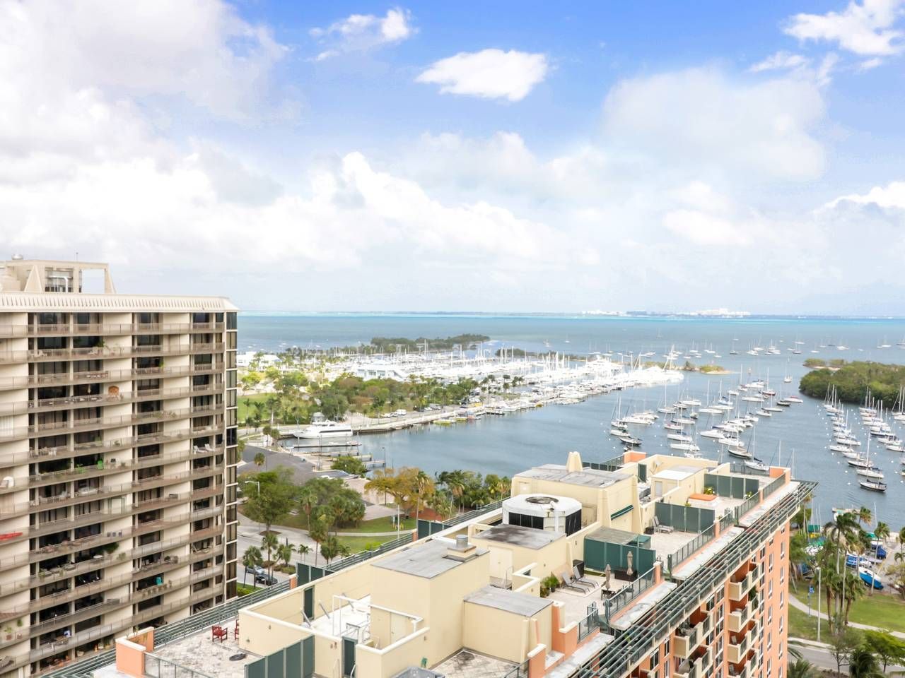 GREAT CONDO AT THE HOTEL ARYA COCONUT GROVE!