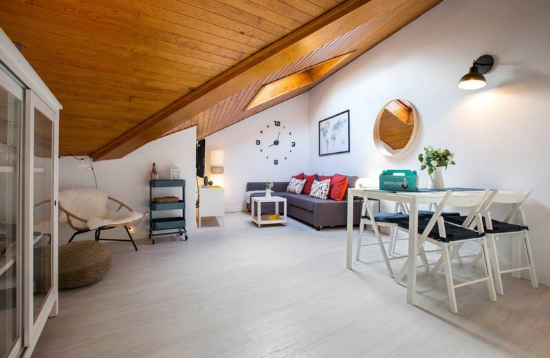 Lovely 1 Bedroom Apt next to Plaza del Sol