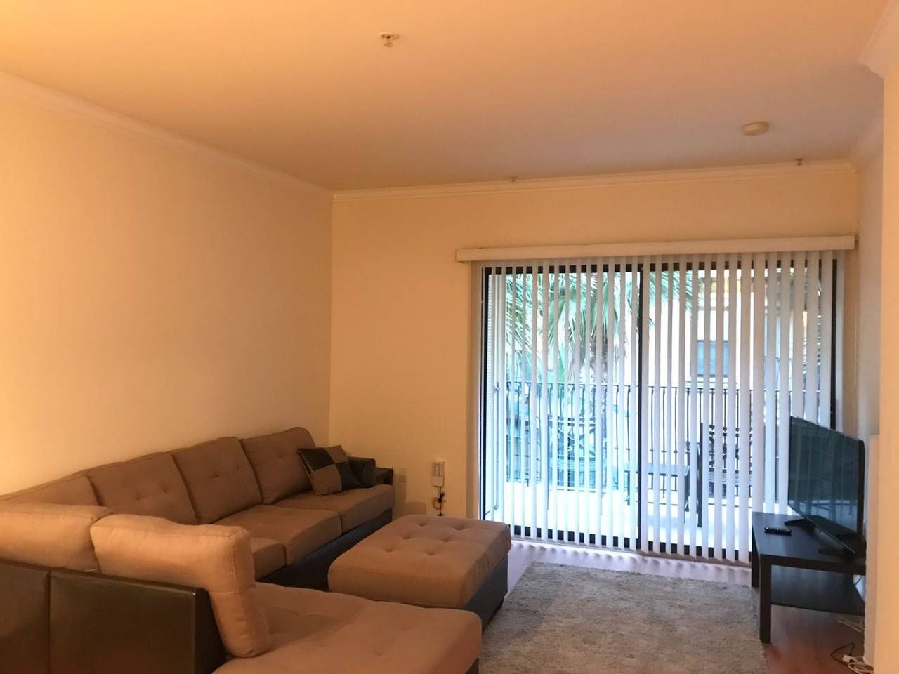 Luxury Resort Style Apartment DTLA (Free Parking)