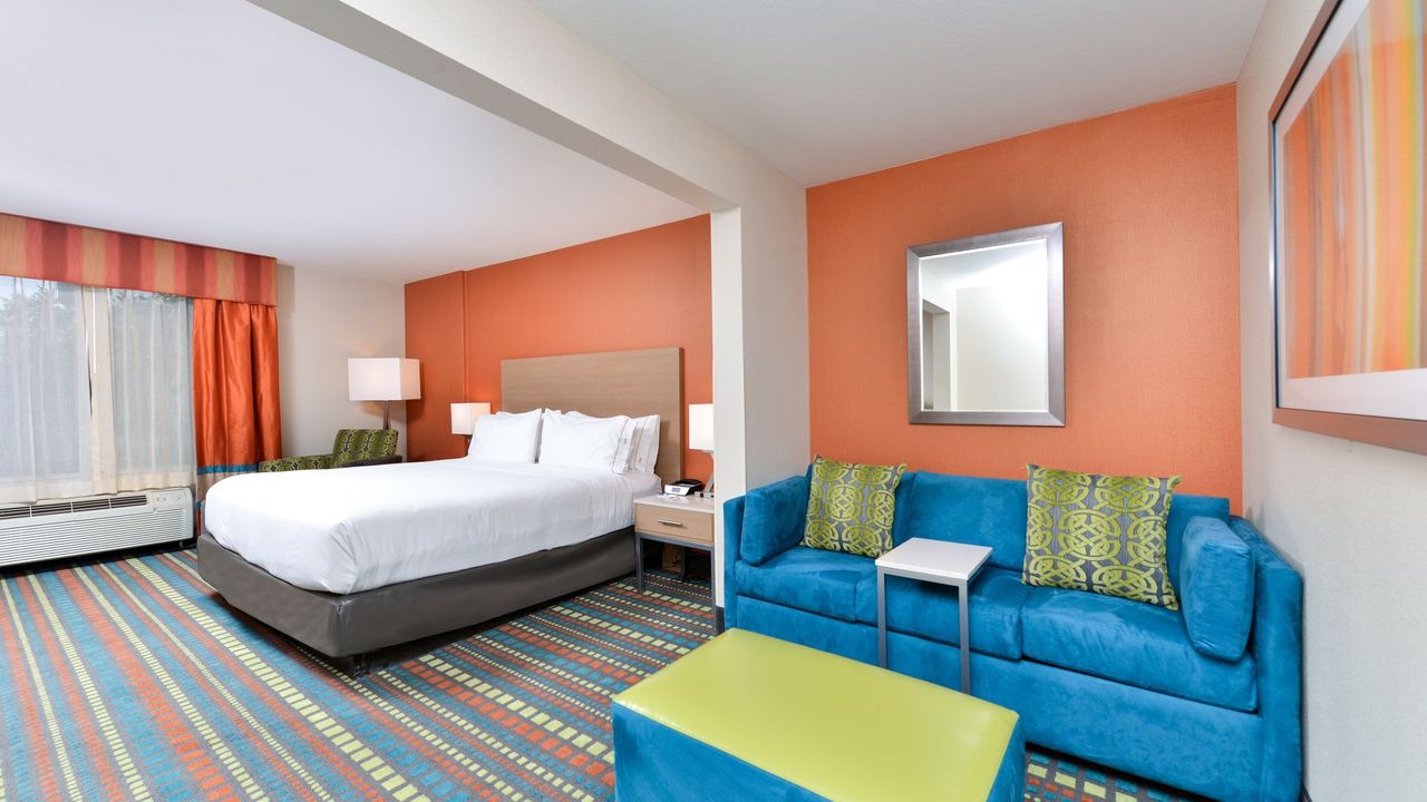 Holiday Inn Express Albuquerque N - Bernalillo, an IHG Hotel