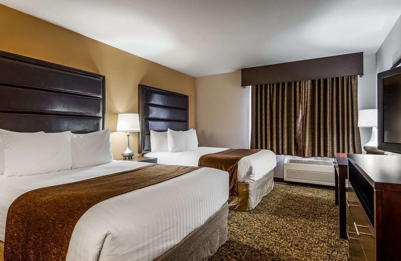 Best Western Oak Meadows Inn